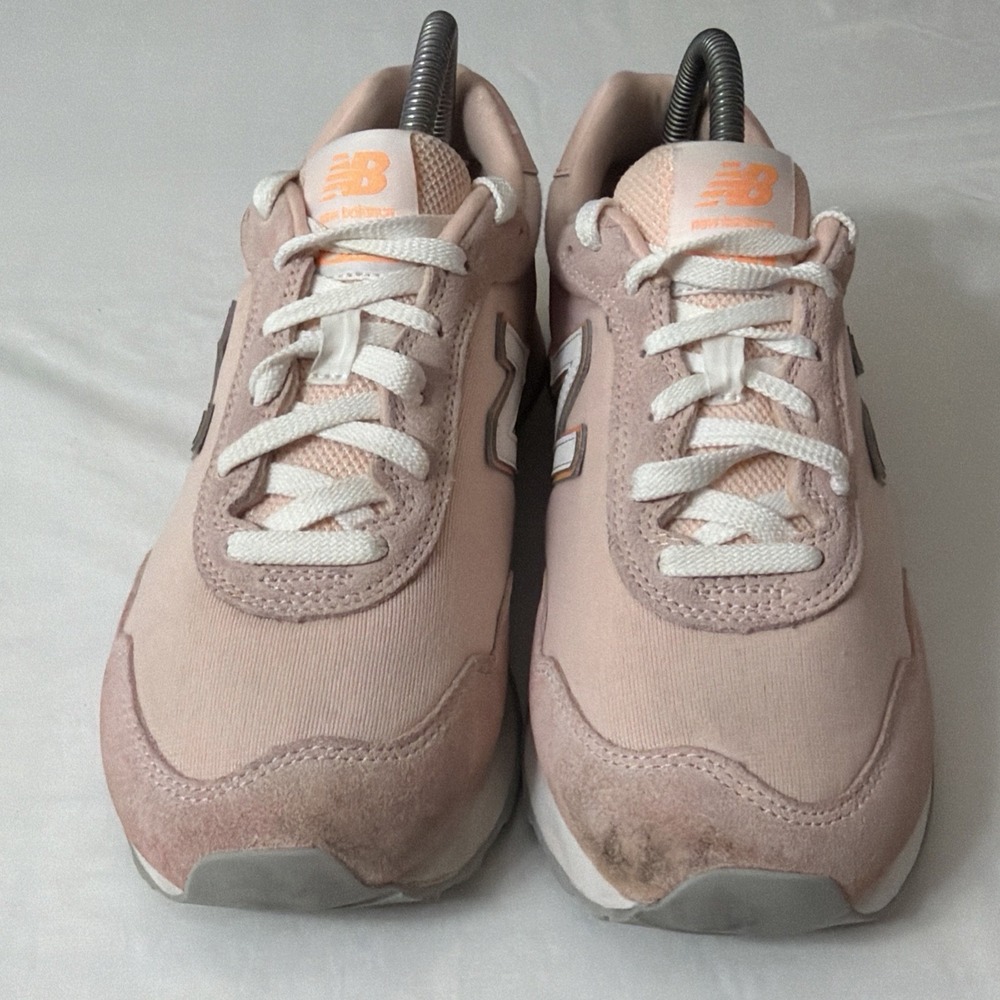 New Balance Classic Running Women's Suede 515 Shoes Pink Size 8 Cute Gym Shoes - Picture 14 of 16
